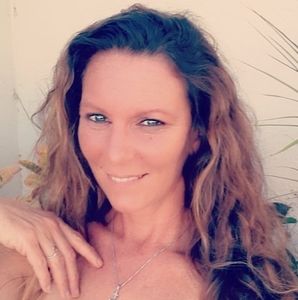 Meet your Posher, Alisha